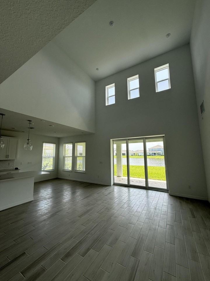 11629 Sw Macelli Way - Photo 7 of 27