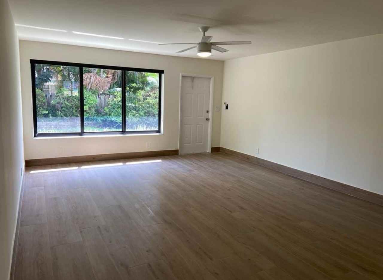 616 Ne 16th Ave #2 - Photo 5 of 10
