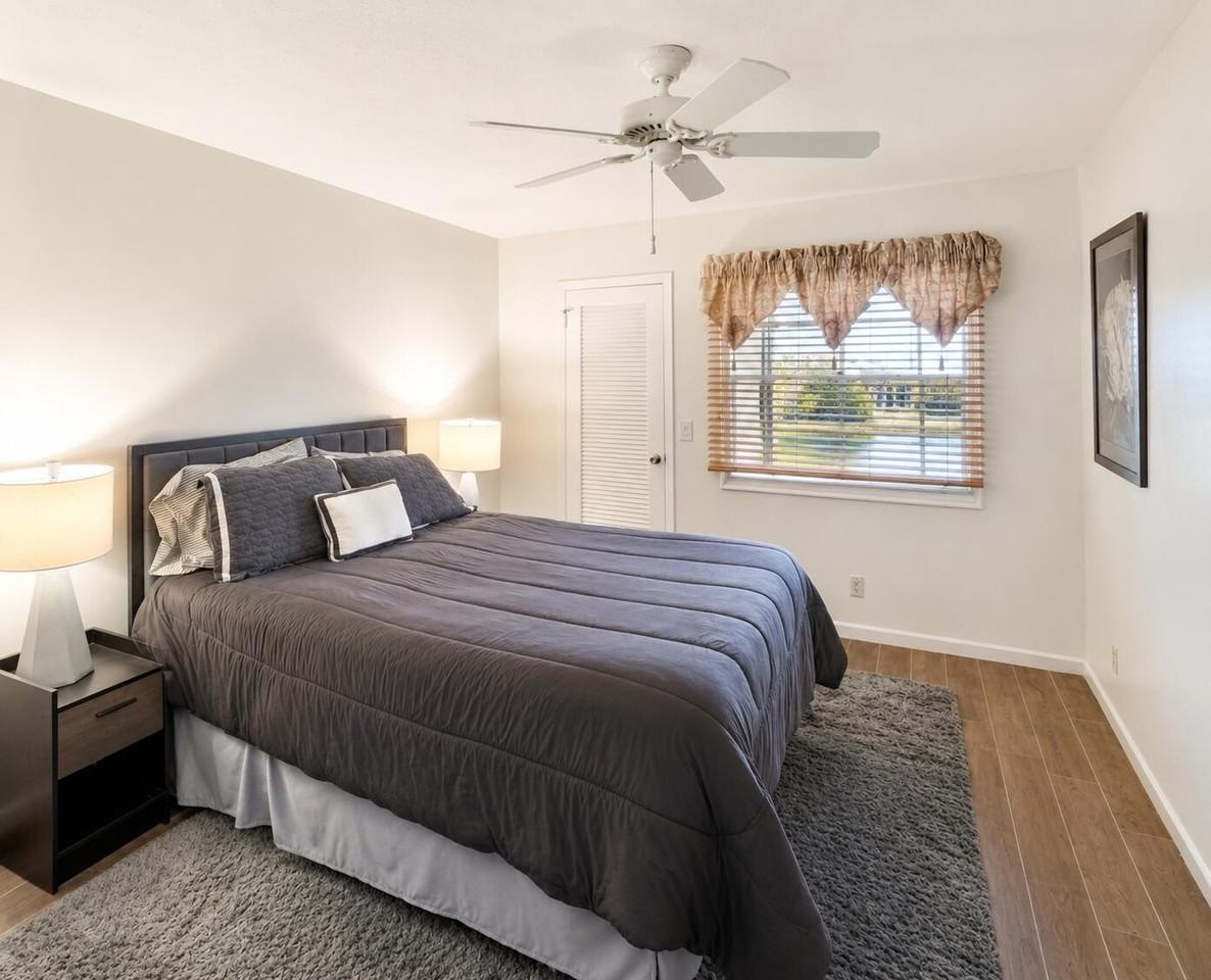 4032 Newcastle B - Photo 7 of 11