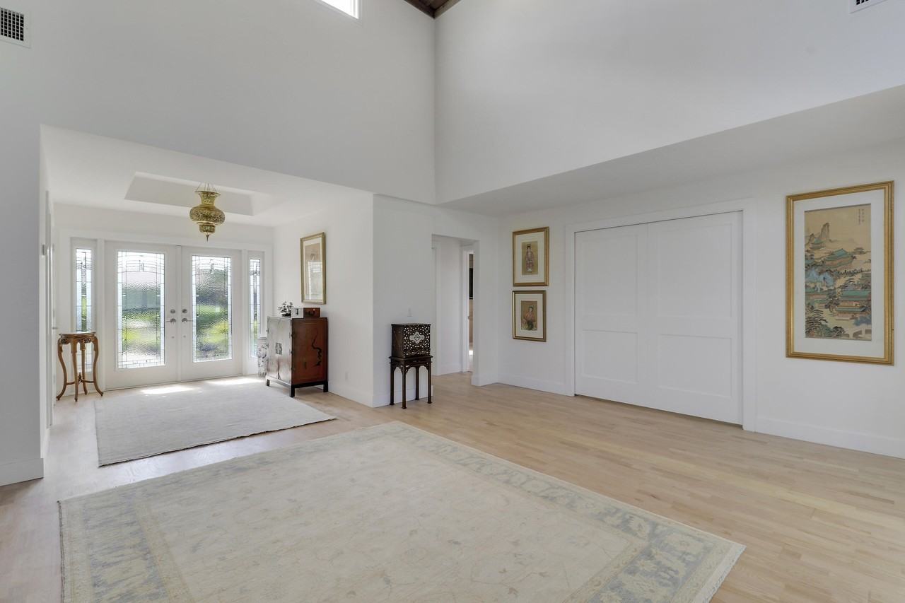13760 Sand Crane Dr - Photo 5 of 50