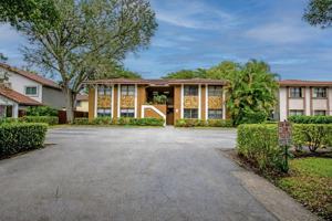 featured image of 4165 Nw 114th Ter #4165