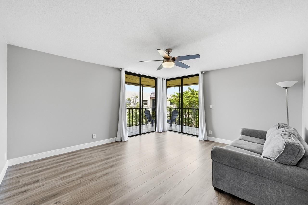 10401 W Broward Blvd #401 - Photo 2 of 50
