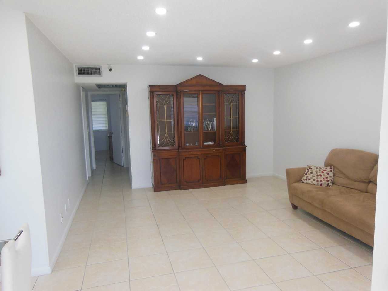 156 Andover F #156 - Photo 7 of 25