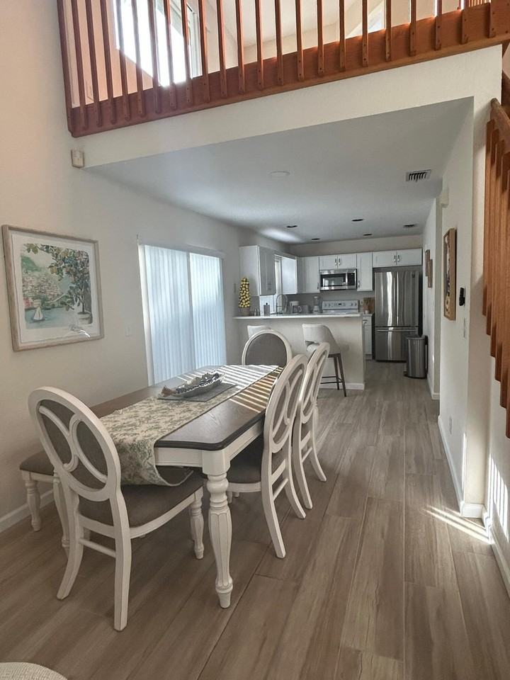 1136 Staghorn St - Photo 5 of 36