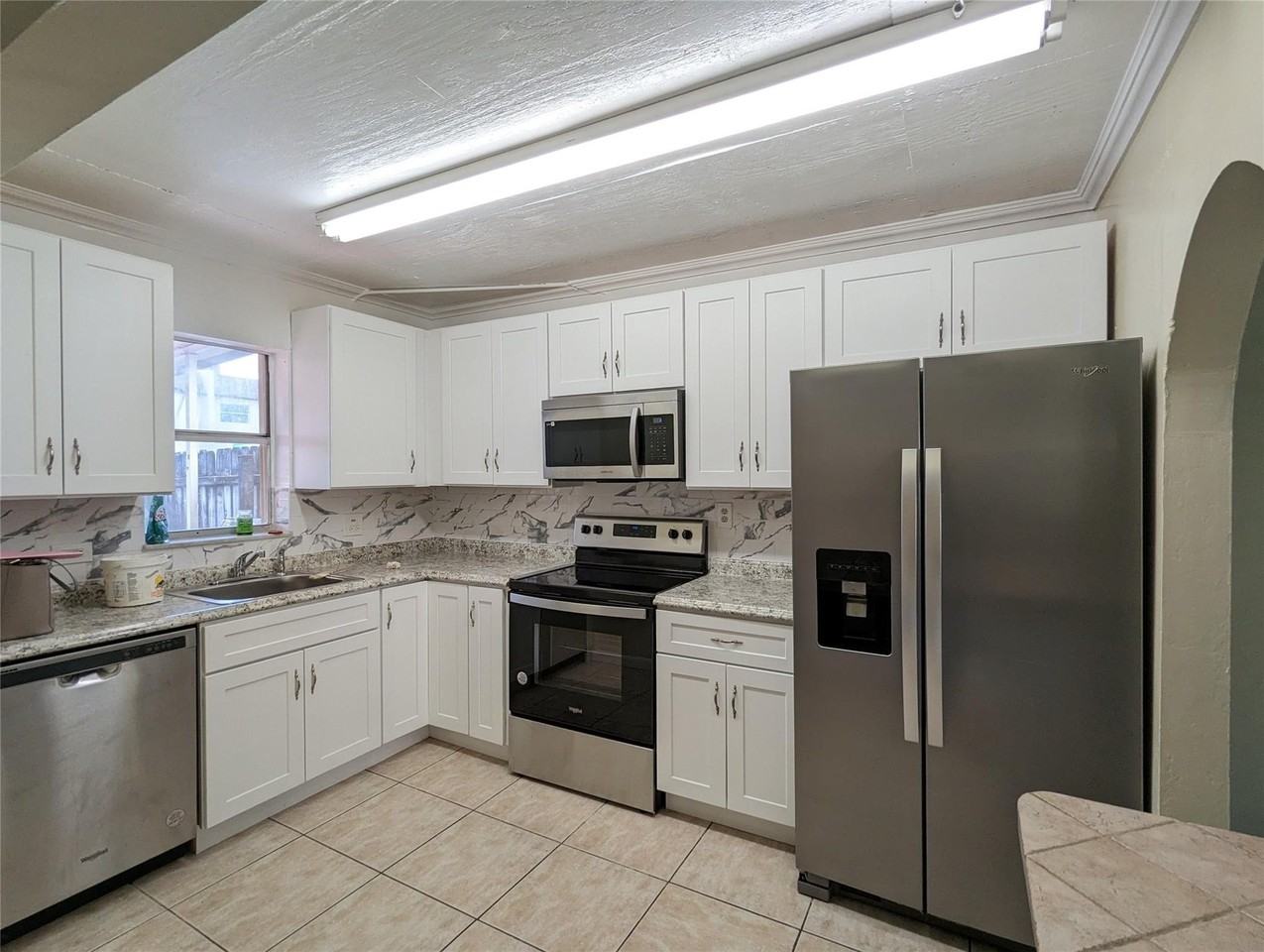 6606 Sw 41st St #6606 - Photo 2 of 13