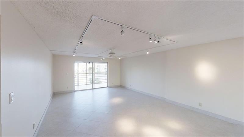 101 Se 3rd Ave #301 - Photo 6 of 27