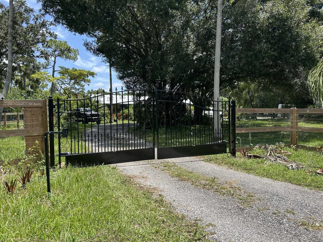 3208 A Rd - Photo 3 of 41