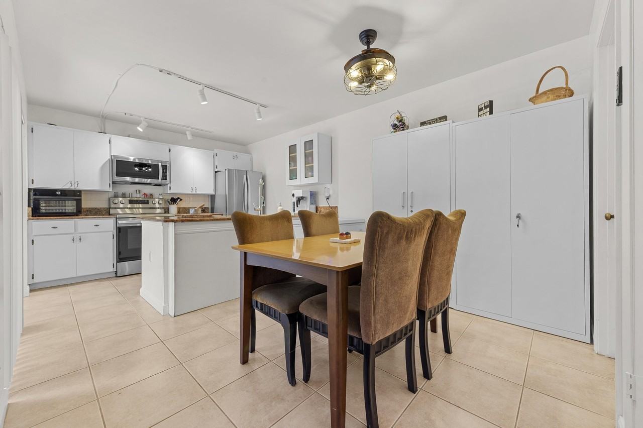 7424 74th Way - Photo 6 of 21