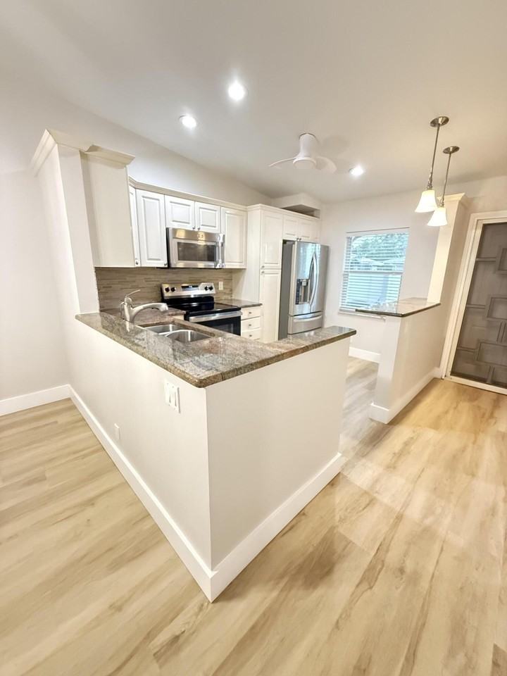 18765 Candlewick Dr - Photo 3 of 17