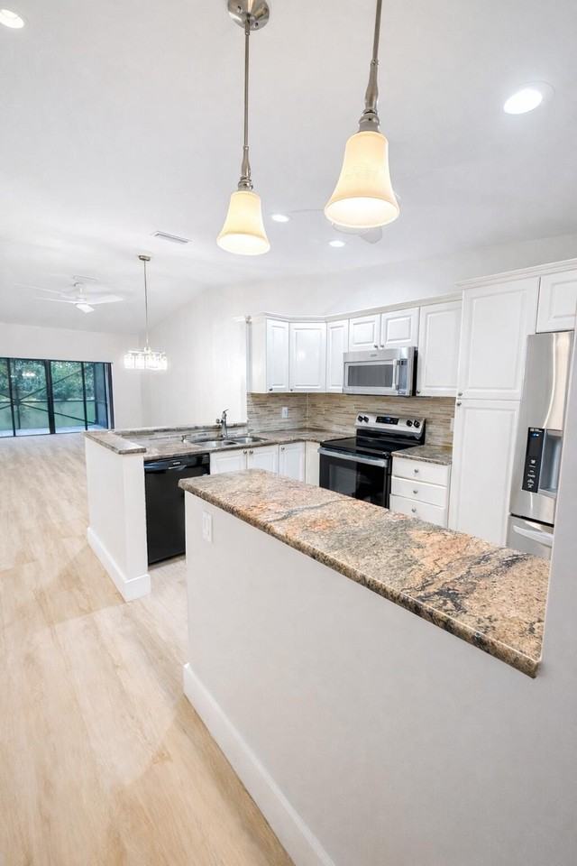 18765 Candlewick Dr - Photo 4 of 17