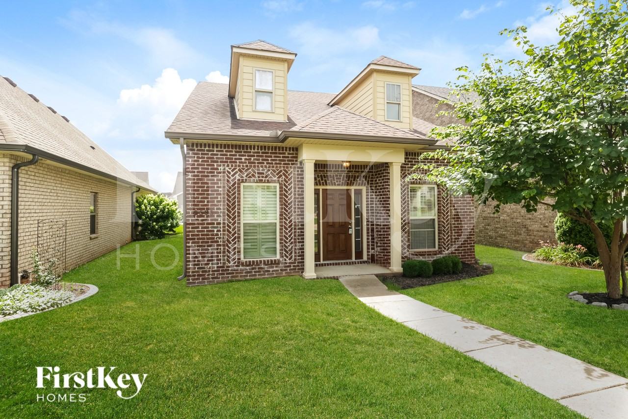 2535 Cason Ln - Photo 2 of 19
