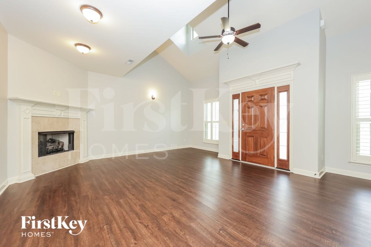 2535 Cason Ln - Photo 5 of 19