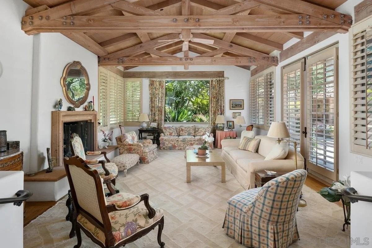 17240 Avenida De Acacias - Photo 4 of 46