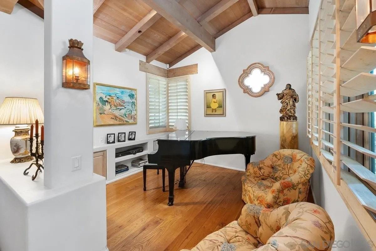 17240 Avenida De Acacias - Photo 5 of 46