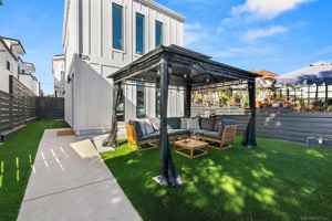 featured image of 1020 Beryl St
