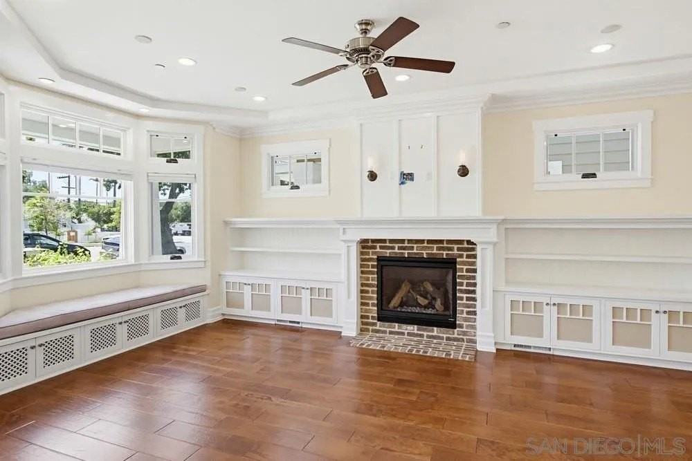 464 C Ave - Photo 4 of 50
