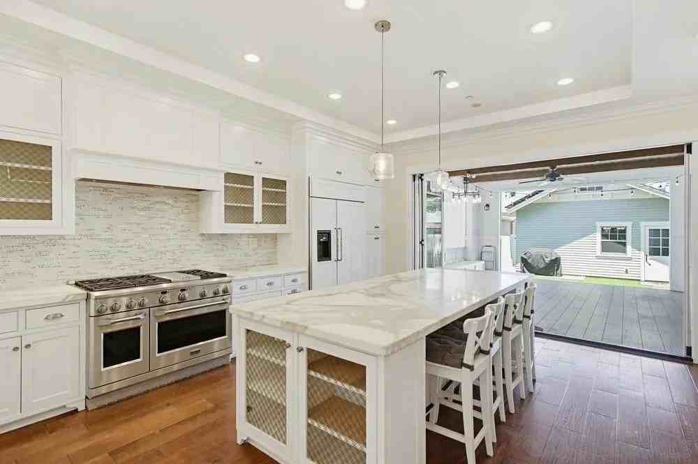 464 C Ave - Photo 7 of 50