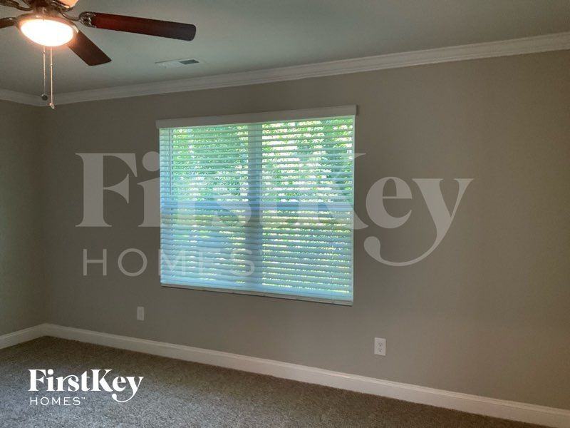 5517 Cobblestone Glen Dr - Photo 5 of 10