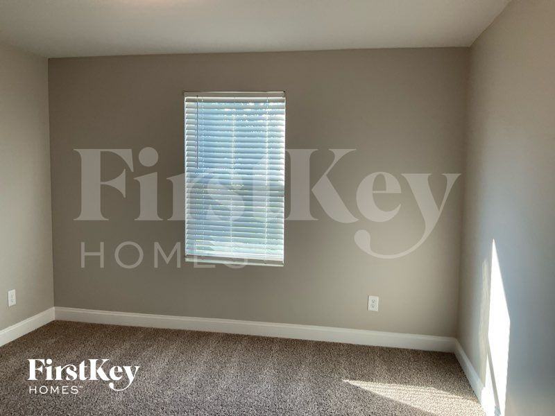 5517 Cobblestone Glen Dr - Photo 7 of 10