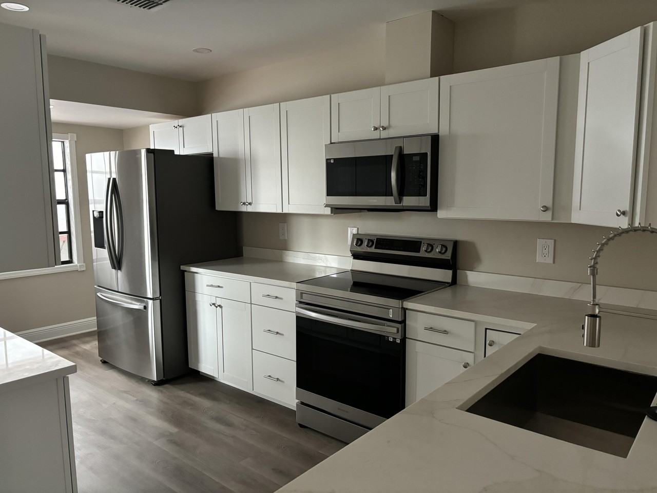 255 Paradise Blvd #18 - Photo 5 of 17