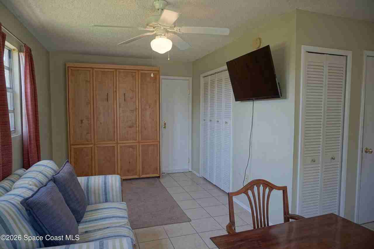 1423 Jasper Ave Nw - Photo 7 of 18