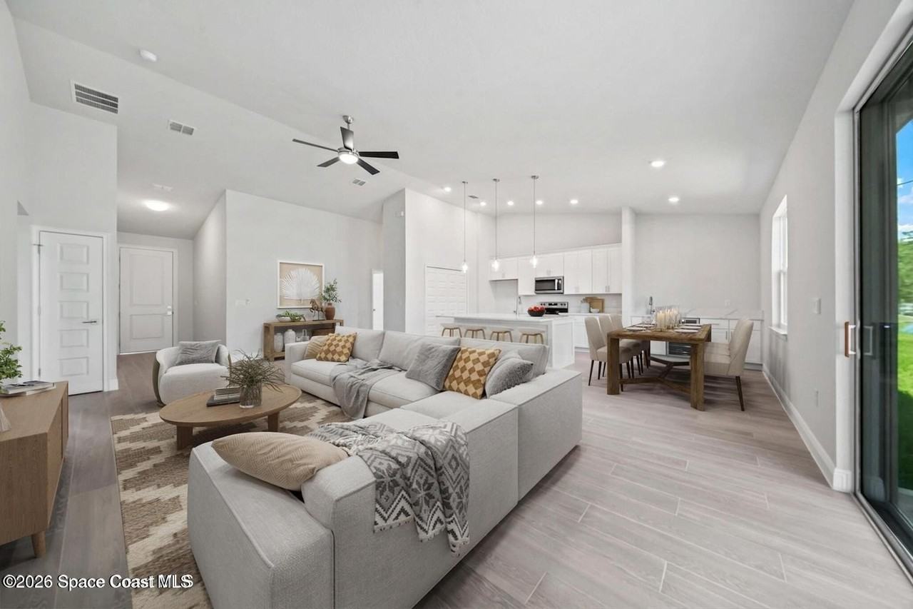 407 Cellini Ave Ne - Photo 2 of 50