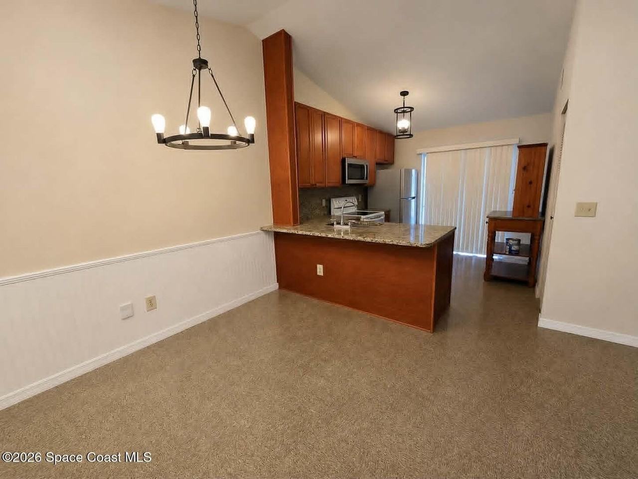 1697 Parakeet Ct - Photo 2 of 12