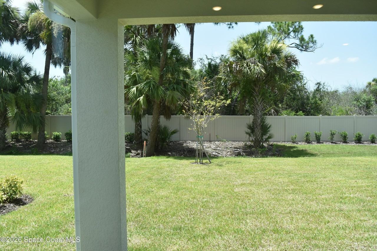 5039 Sunnytime St - Photo 3 of 46