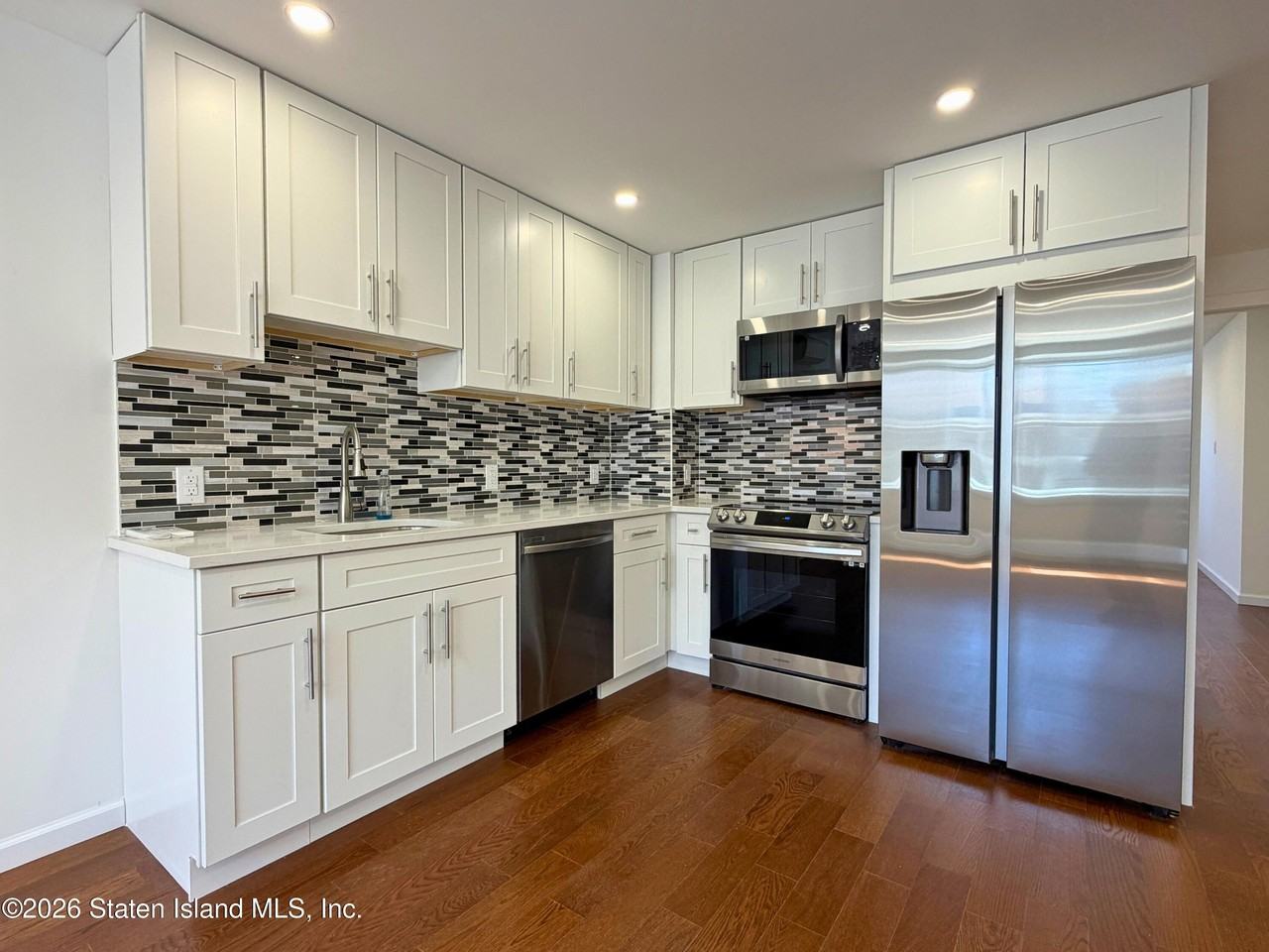 189 Saint Marys Ave #1 - Photo 3 of 14