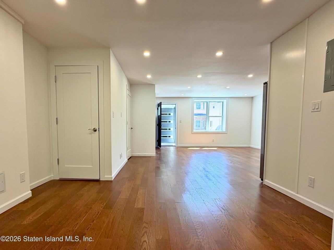 189 Saint Marys Ave #1 - Photo 6 of 14