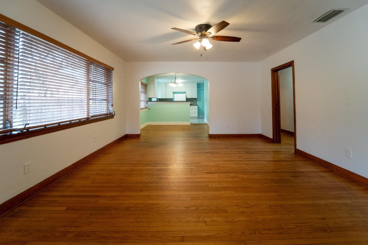 64 Fullerwood Dr - Photo 6 of 40