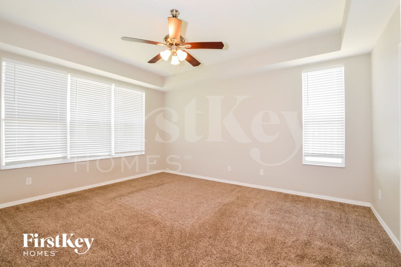 14330 Estrella Dr - Photo 7 of 16