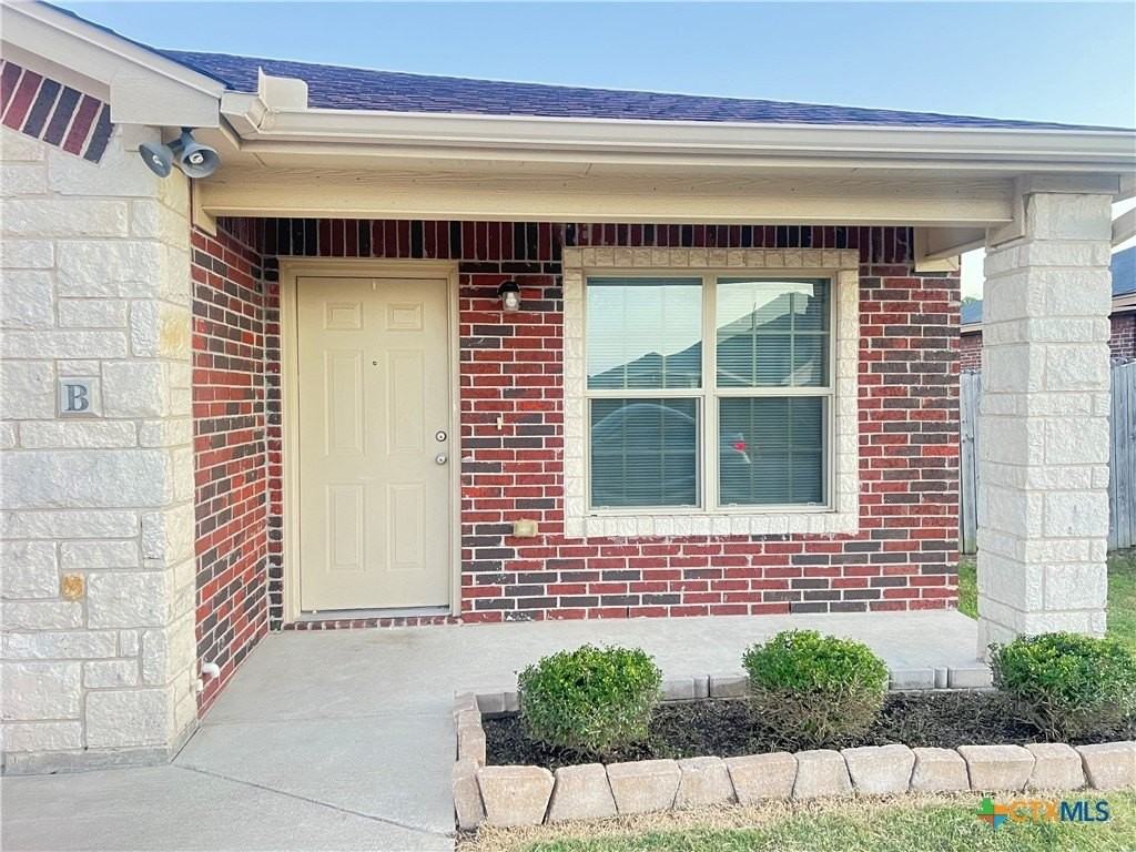 4606 Cambridge Dr #B - Photo 2 of 20