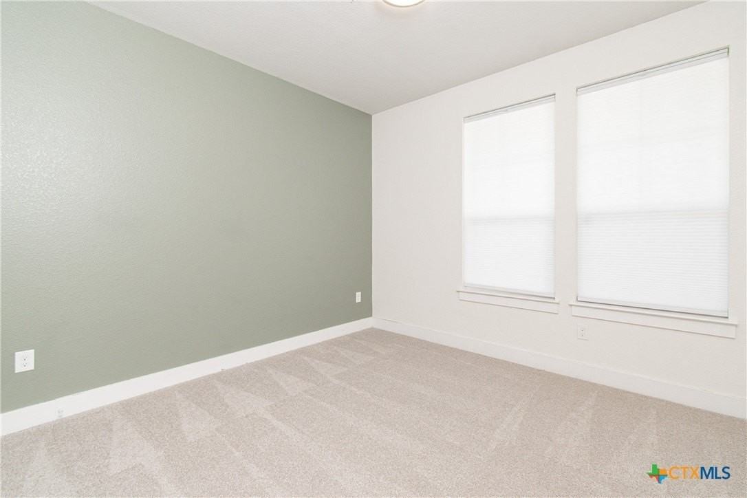 308 Saturnia Dr - Photo 2 of 29