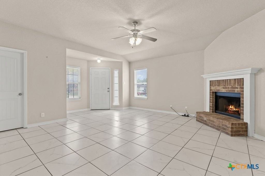 4703 Stonehaven Dr - Photo 2 of 36