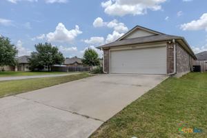 featured image of 4703 Stonehaven Dr