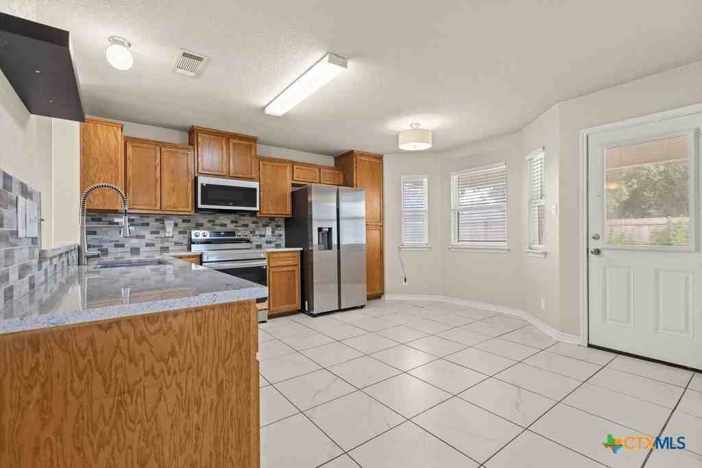 4703 Stonehaven Dr - Photo 7 of 36
