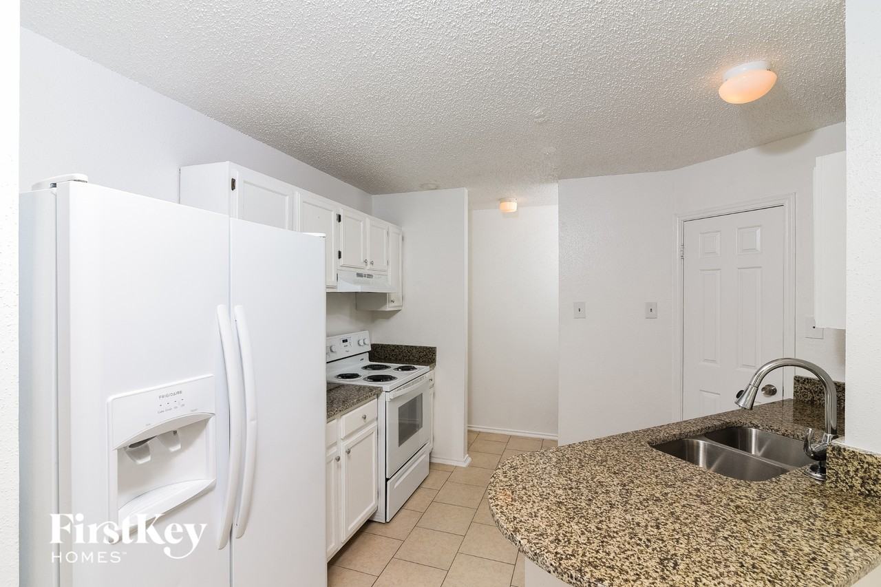 9419 Valley Rock - Photo 6 of 15