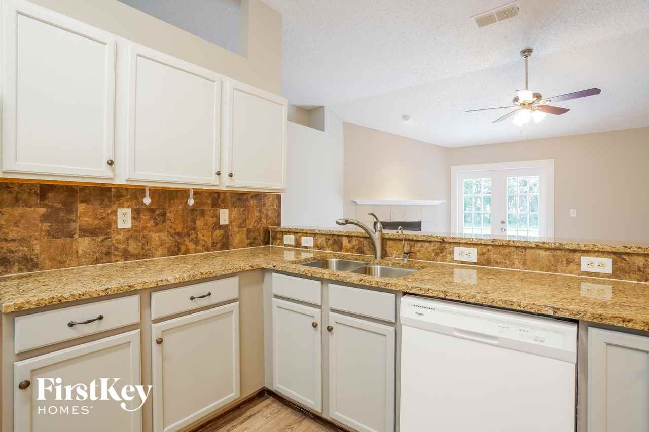 2388 Sophie Pl - Photo 6 of 15