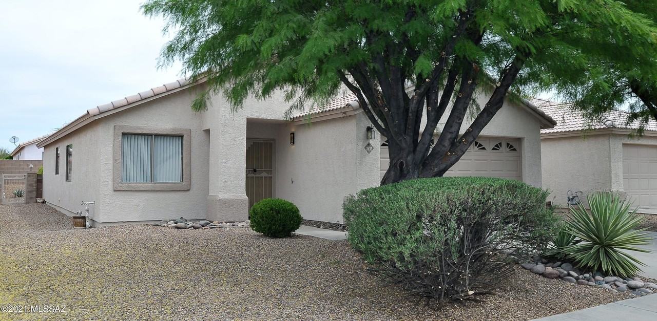 2633 W Cezanne Cir - Photo 3 of 44