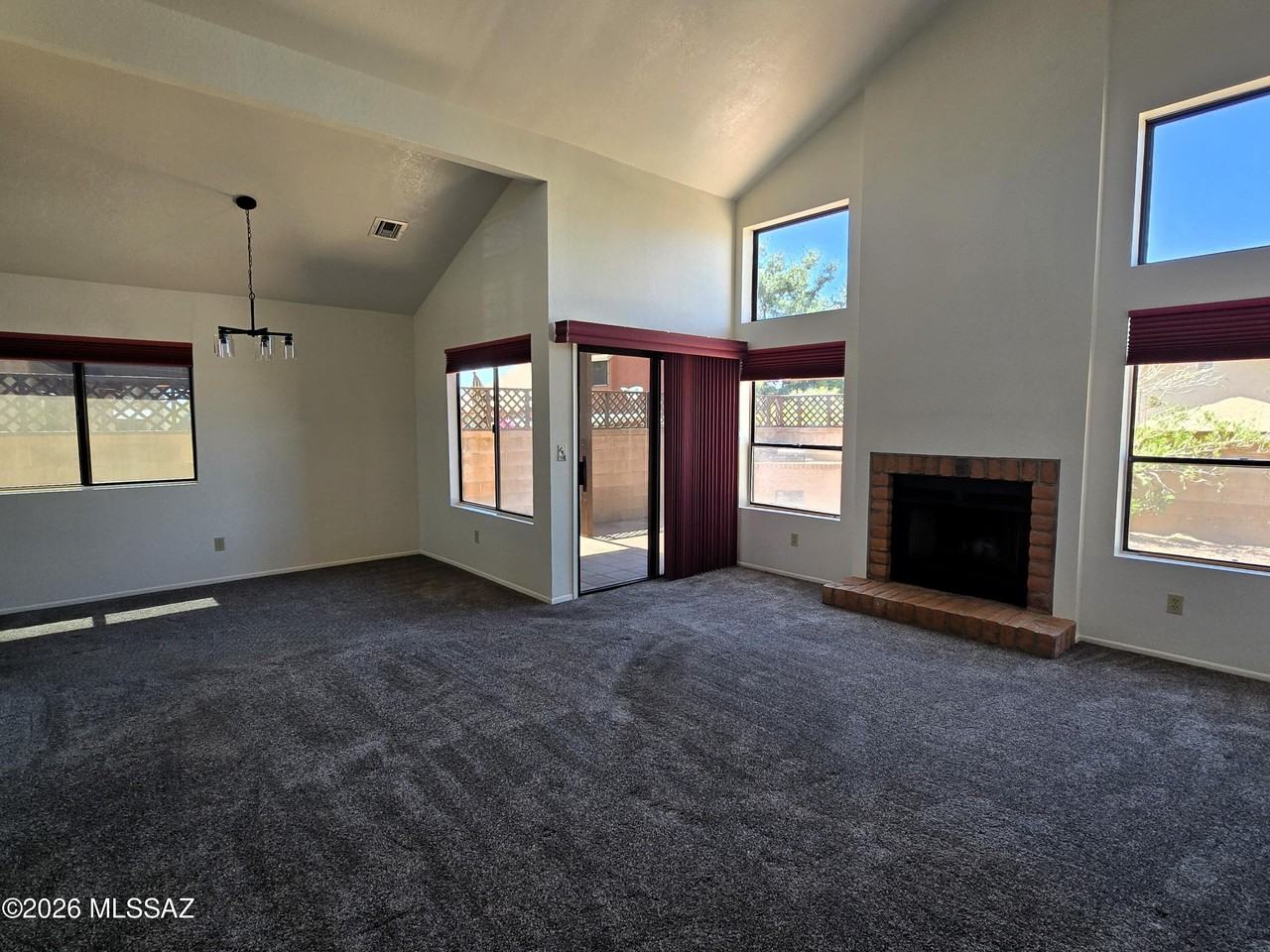 10151 E Karen Pl - Photo 6 of 30