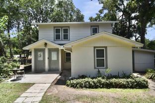 437 W 6th Ave #B - Photo 1 of 1