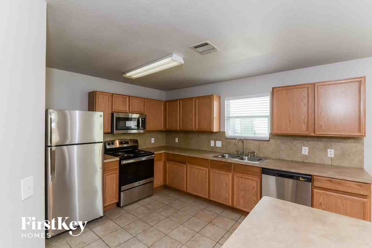 5124 Storm King - Photo 6 of 15