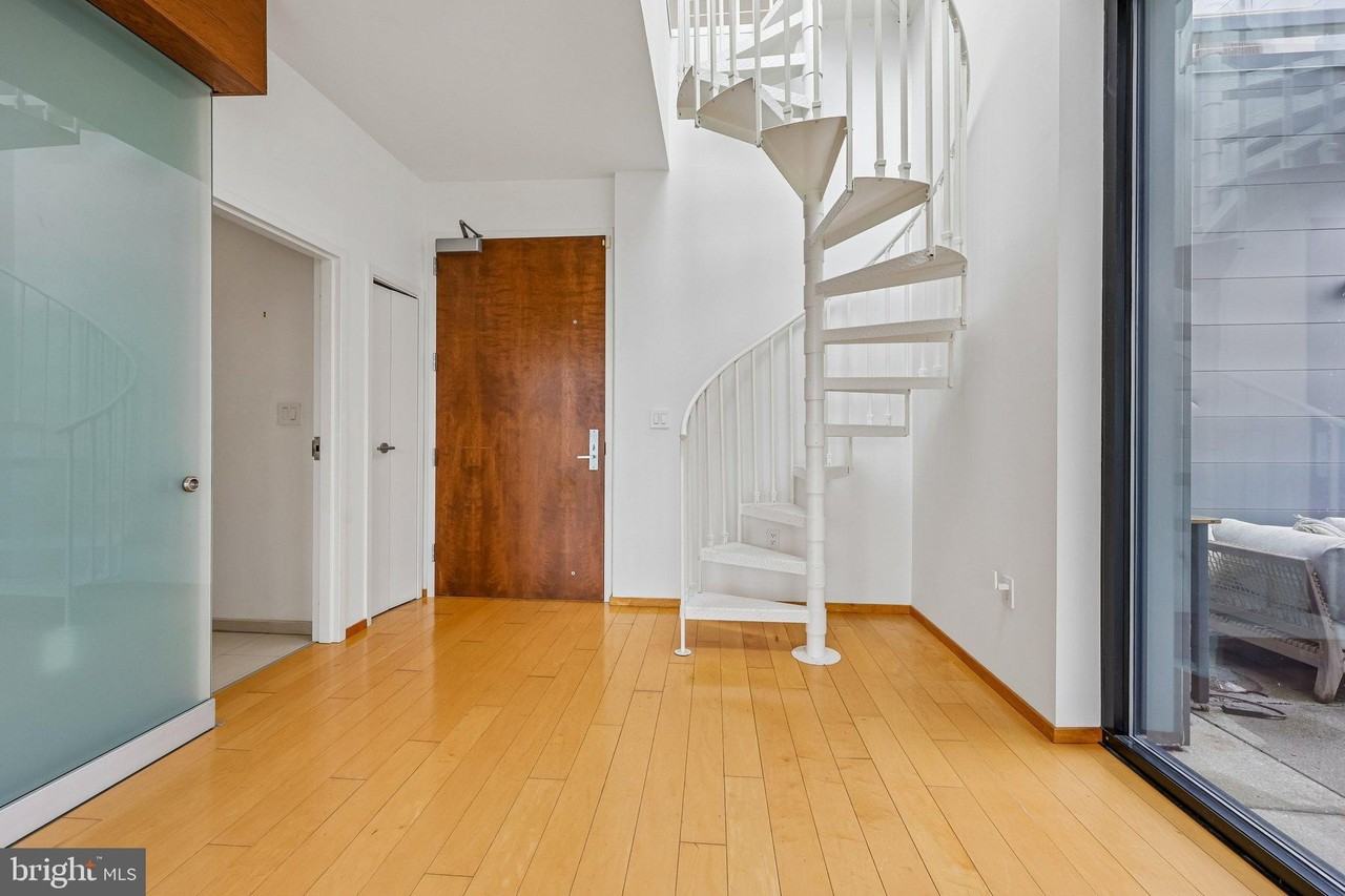 2250 11th St Nw #401 - Photo 4 of 46