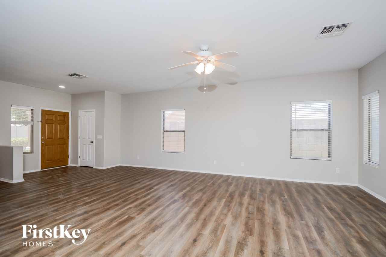 3606 N 129th Ave - Photo 3 of 15