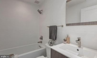1515 K St Se #4 - Photo 5 of 10