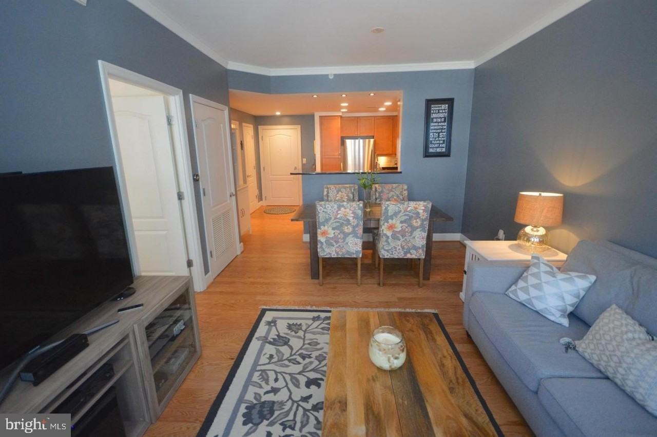 1111 11th St Nw #202 - Photo 3 of 28