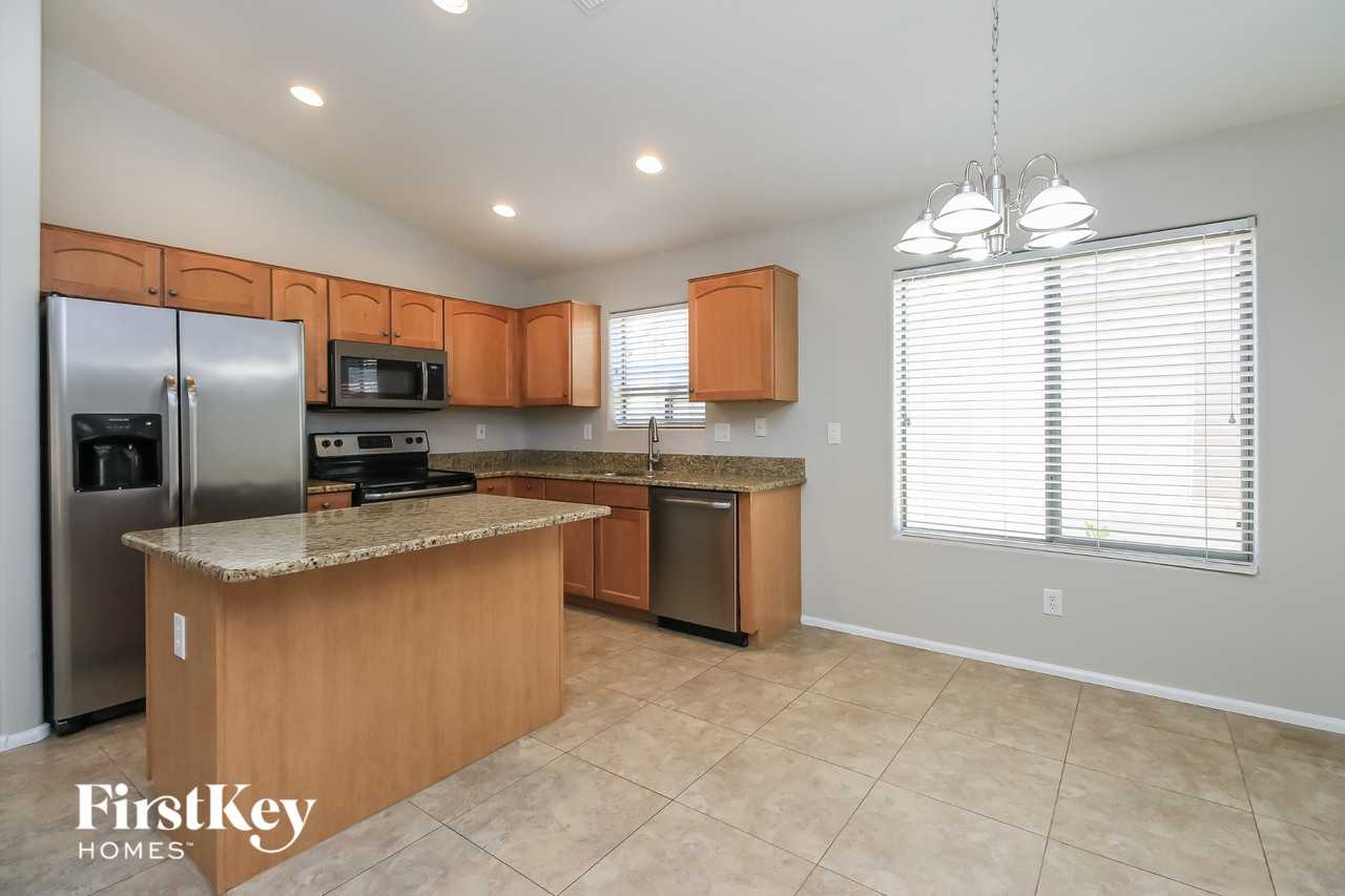 4186 E Aragonite Ln - Photo 5 of 15