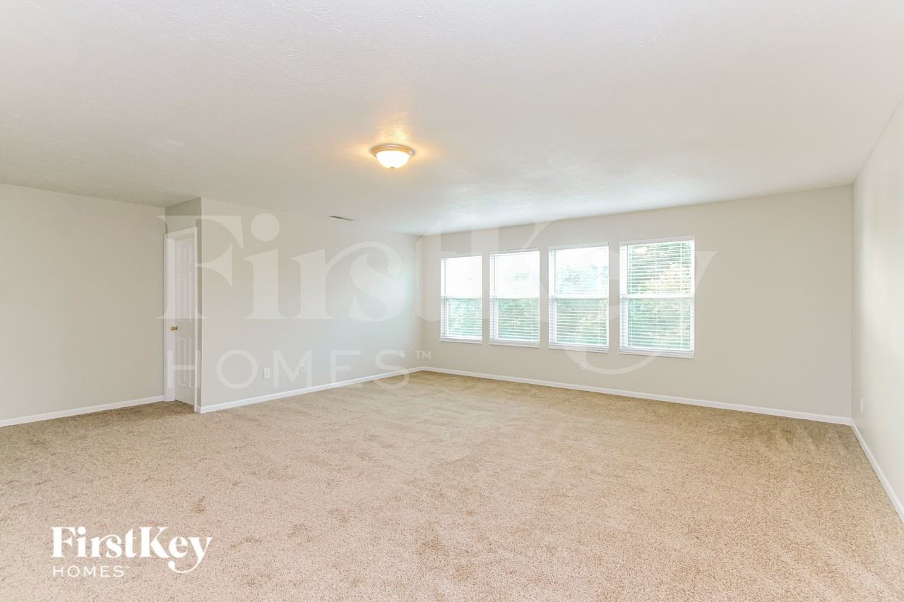 6802 Harriet Dr - Photo 7 of 16