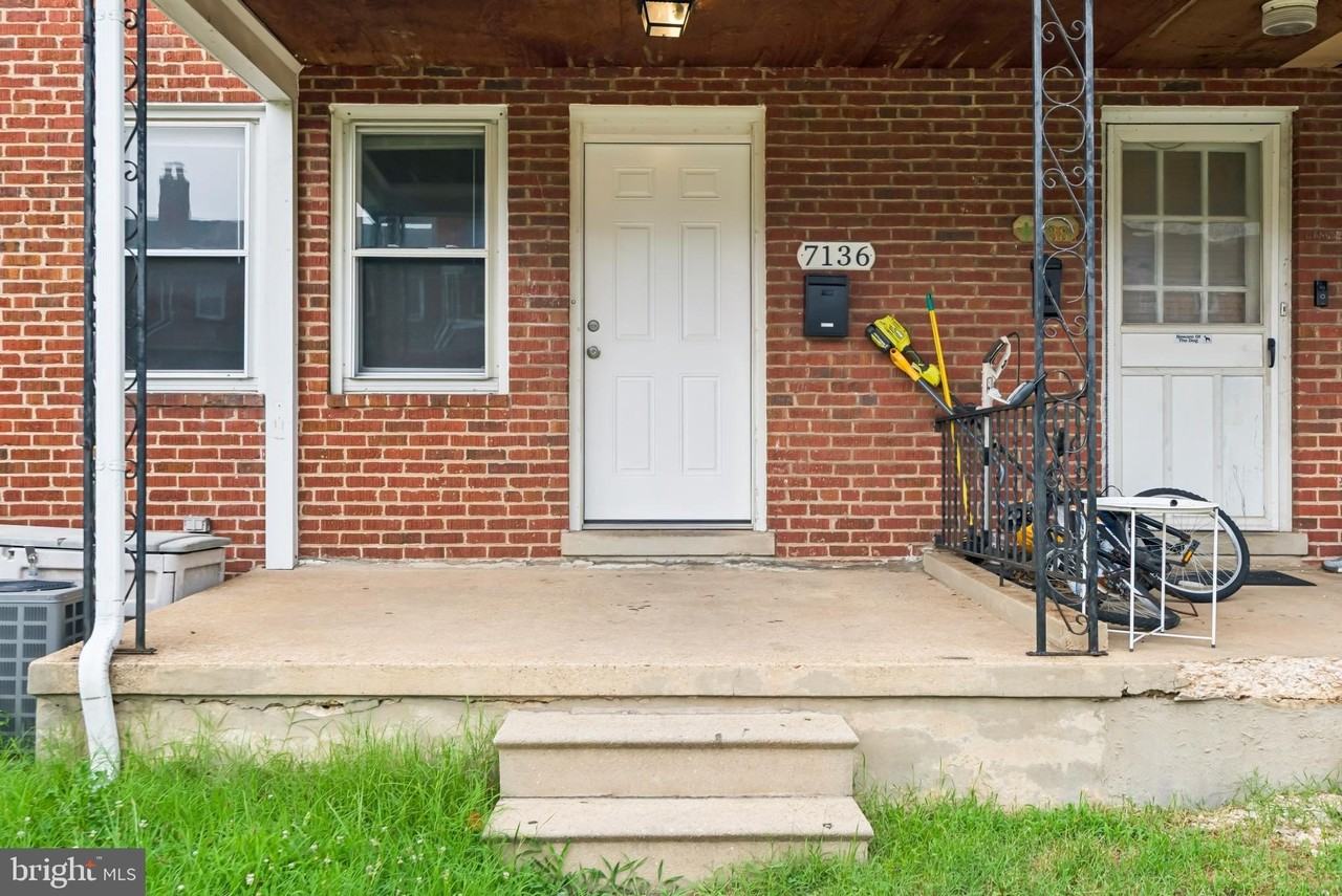 7136 Eastbrook Ave - Photo 2 of 20